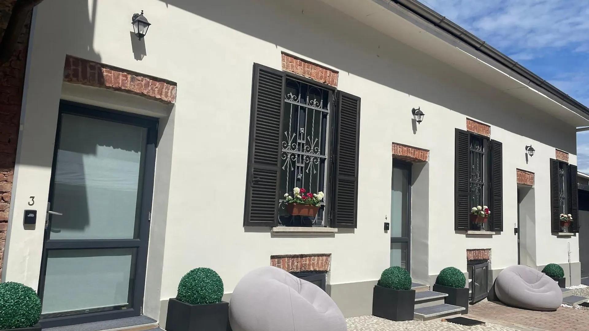 Villa Simona Malpensa Gallarate 0*,  Italy